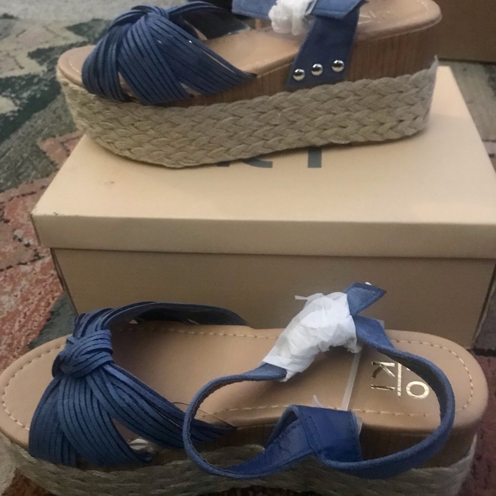 YOKI Knotted Blue Lace Platform Sandals Size 7.5 - Picture 3 of 9